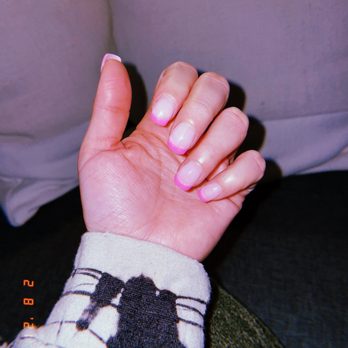 Lumera Nail Salon - Dip Manicure - Nail Salons Near Me - Chicago, Illinois