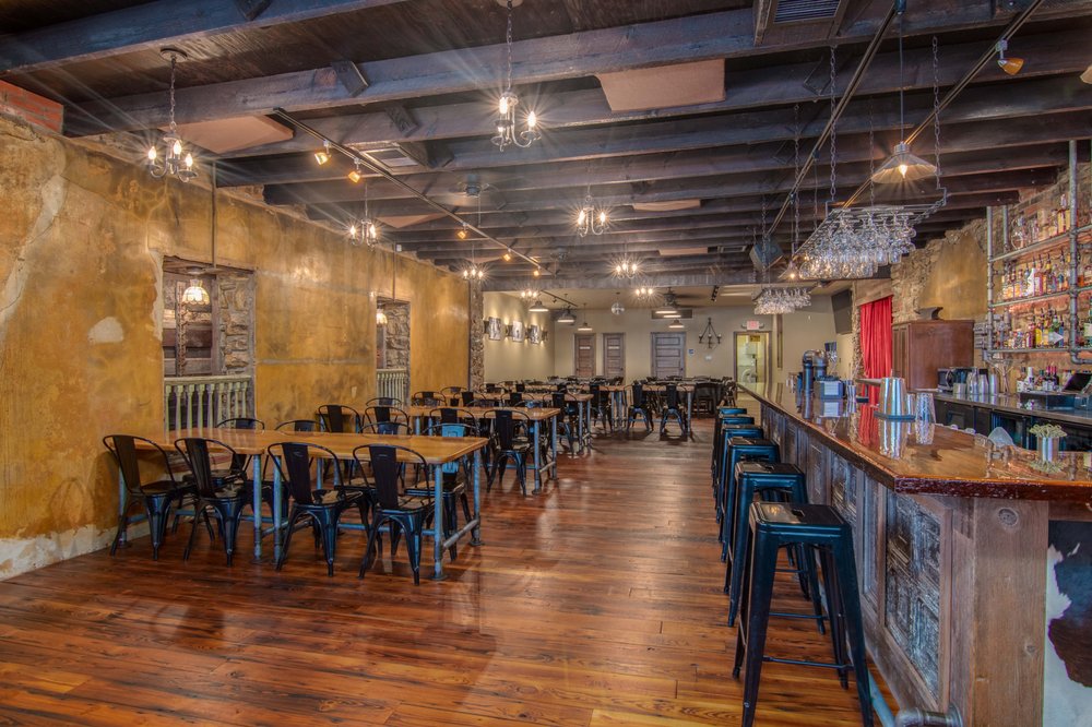 Blacksmith Event Centre - wedding in Silver Lake, KS