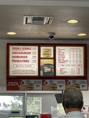 In-N-Out Burger by null