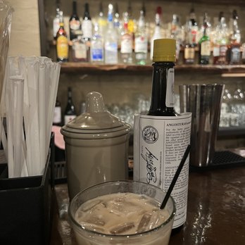 The Steerage Dining Saloon - Drinks - Comfort Food Near Me - Port Washington, Wisconsin