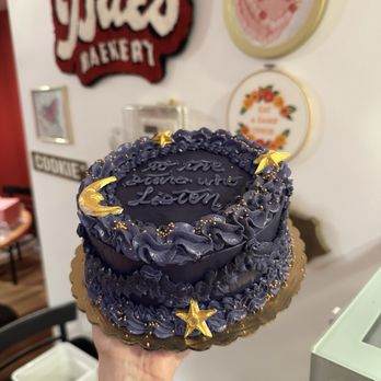 Bae's Baekery - The cake from the cake decorating class. - Desserts Near Me - Louisville, Kentucky Bae's Baekery - The cake from the cake decorating class. - Desserts Near Me - Louisville, Kentucky
