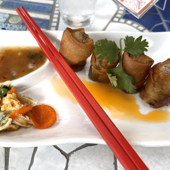 Robins Restaurant - Egg roll appetizer at Robins, Cambria - New American Near Me - Cambria, California Robins Restaurant - Egg roll appetizer at Robins, Cambria - New American Near Me - Cambria, California
