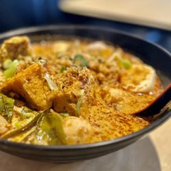 Banana Leaf Tropical Cuisine - Fish ball, pork ball, beef ball laksa