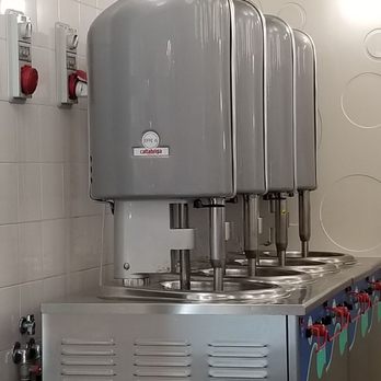 Cremeria Cavour - Ice Cream & Frozen Yogurt Near Me - Bologna, BO Cremeria Cavour - Ice Cream & Frozen Yogurt Near Me - Bologna, BO