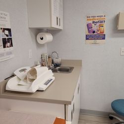 Northwest Hills Pediatrics - Exam room