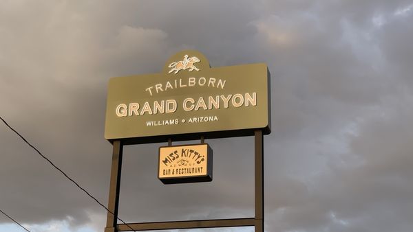 Trailborn Grand Canyon by null