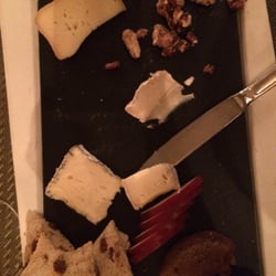 Maison 1890 - Local cheese platter