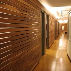 Mount Sinai Doctors - West 8th Street - Center Hallway