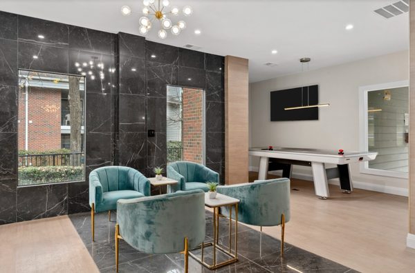 Woodford Apartments by null