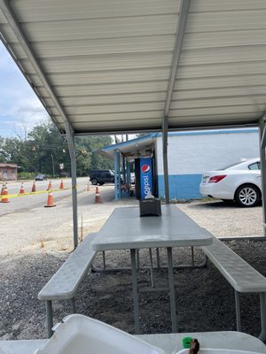 Scott’s Bar-B-Que by null