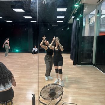 Strut Don’t Stress - Clepsy & I - Dance Studios Near Me - Ventura, California Strut Don’t Stress - Clepsy & I - Dance Studios Near Me - Ventura, California