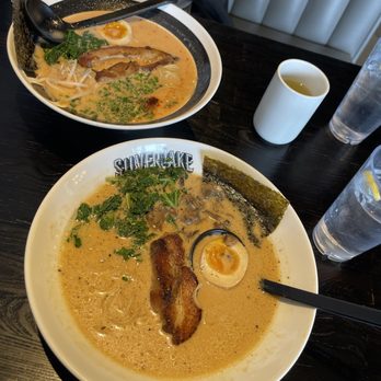 Silverlake Ramen - Garlic Truffle - Ramen Near Me - Sherman Oaks, California Silverlake Ramen - Garlic Truffle - Ramen Near Me - Sherman Oaks, California