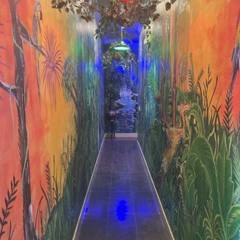 Pho & Beyond - Bathroom hallway - Vietnamese Near Me - Las Vegas, Nevada