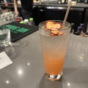 The Drake Kitchen & Bar - Basil & Betrayal - Cocktail Bars Near Me - Orlando, Florida The Drake Kitchen & Bar - Basil & Betrayal - Cocktail Bars Near Me - Orlando, Florida