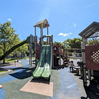 Eldridge Park - Parks Near Me - Elmhurst, Illinois Eldridge Park - Parks Near Me - Elmhurst, Illinois