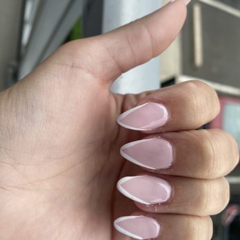 The Nail Lounge - Nail Salons Near Me - Avon, Connecticut