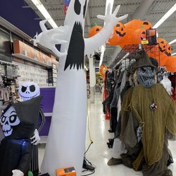 Party City - Halloween decorations