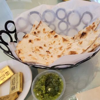 Alborz Persian Restaurant - Naan - Persian/Iranian Near Me - Vienna, Virginia