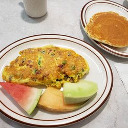 Chatham Cafe - TITAN omelet