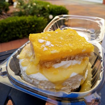 Baby Cakes 805 - a close up of a dessert - Desserts Near Me - Simi Valley, California Baby Cakes 805 - a close up of a dessert - Desserts Near Me - Simi Valley, California