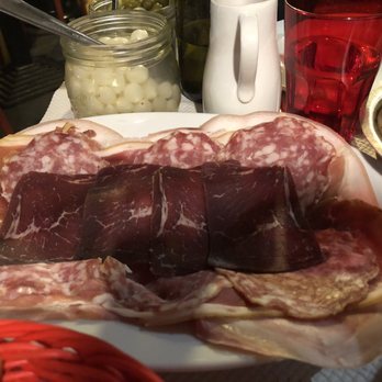Le Chalet Savoyard - Meat platter - Fondue Near Me - Paris, 75