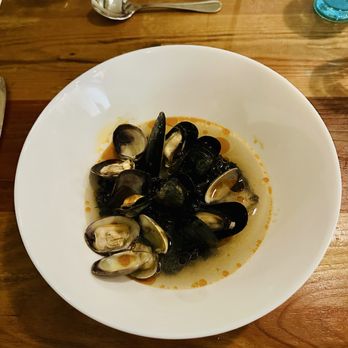 Amilinda - Portuguese Near Me - Milwaukee, Wisconsin