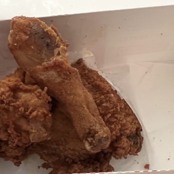 KFC - Untouched chicken burned so severely it couldn't be eaten. Look at the size! Two thighs and a drum (which was supposed to be a wing) - Fast Food Near Me - Henderson, Nevada KFC - Untouched chicken burned so severely it couldn't be eaten. Look at the size! Two thighs and a drum (which was supposed to be a wing) - Fast Food Near Me - Henderson, Nevada
