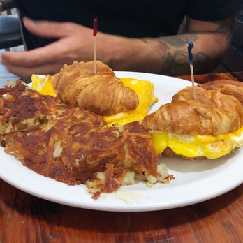 Start Fresh Cafe - Croissant Breakfast Sandwich with Hashbrowns - American Near Me - Oceanside, California