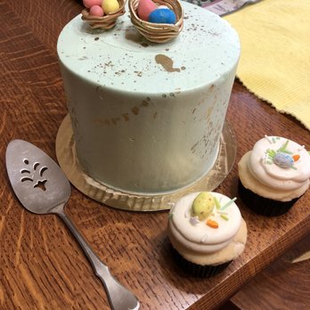 Julie Michelle Cakes - 6" Easter cake Lemon w/Raspberry Filling and Vanilla cupcakes w/Vanilla and Lemon Buttercream - Custom Cakes Near Me - Walworth, Wisconsin