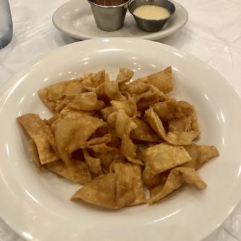Qin Dynasty - Wonton chips with dipping sauce - Japanese Near Me - Houston, Texas Qin Dynasty - Wonton chips with dipping sauce - Japanese Near Me - Houston, Texas