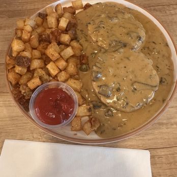 Daisy Bar - Biscuits and mushroom gravy - Coffee & Tea Near Me - Indianapolis, Indiana