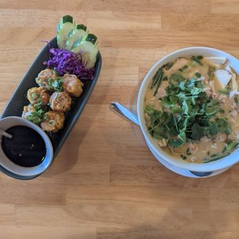 Ari's Thai Eatery - Thai Near Me - Azusa, California Ari's Thai Eatery - Thai Near Me - Azusa, California