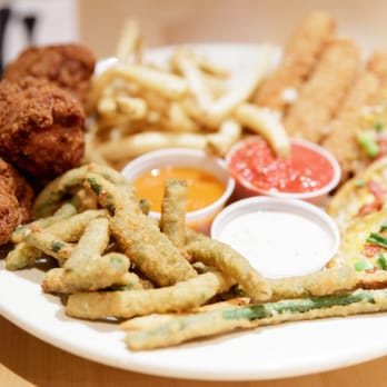 Sequoia Brewing - Log Jammer (potato skins, homemade mozzarella sticks, buffalo wings, fried green beans, garlic fries)  $15.99 - American Near Me - Fresno, California
