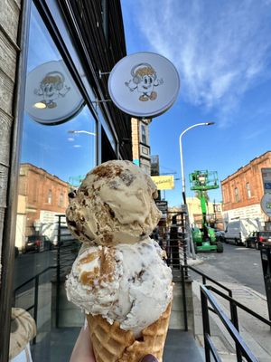Cuzzy’s Ice Cream Parlor by null