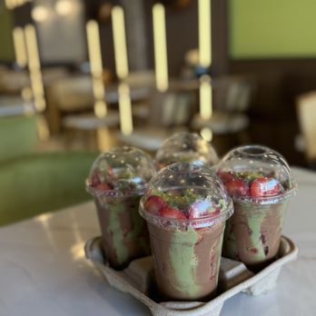 Pistachio Sweets - Dubai chocolate with strawberries in a cup. - Desserts Near Me - Morton Grove, Illinois Pistachio Sweets - Dubai chocolate with strawberries in a cup. - Desserts Near Me - Morton Grove, Illinois