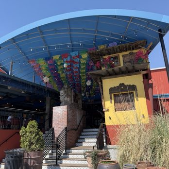 ADios Cafe - Outside - Coffee & Tea Near Me - Atlanta, Georgia