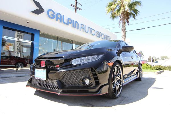 Galpin Honda Café by null