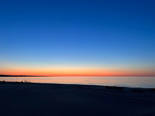 Marge's Lakeside Inn by null