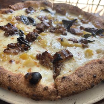 The Good Son - Muana Loa Pizza - Pizza Near Me - Toronto, Ontario The Good Son - Muana Loa Pizza - Pizza Near Me - Toronto, Ontario