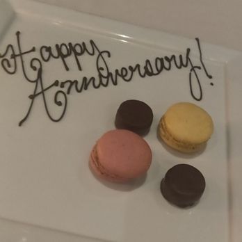 Salt - Macaroons - New American Near Me - Amelia Island, Florida