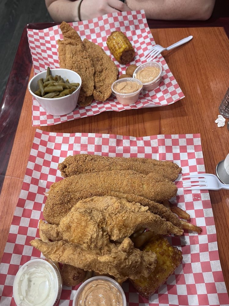CHICK O’ FISH - Updated June 2026 - 12 Reviews - 931 S Austin Ave ...