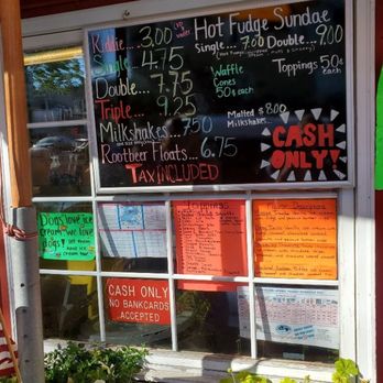 Friday Harbor Ice Cream Co. - So many choices - Ice Cream & Frozen Yogurt Near Me - Friday Harbor, Washington
