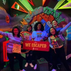 RED DOOR ESCAPE ROOM - 43 Photos & 108 Reviews - 7007 Friars Rd., San