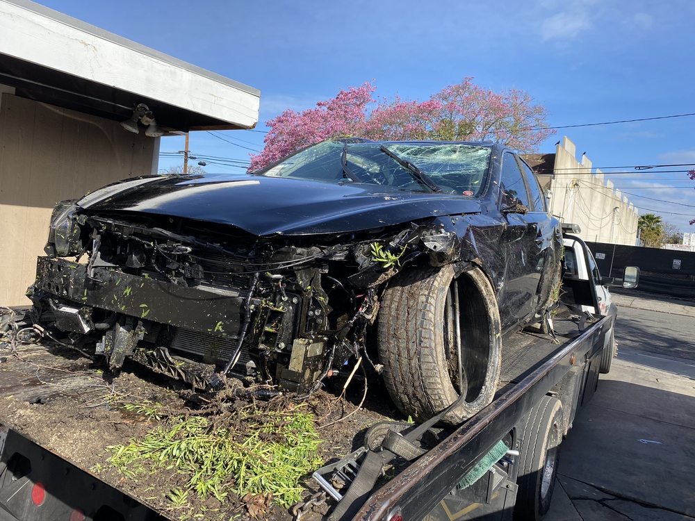 JOHN’S TOWING & TRANSFER SERVICE Updated June 2024 39 Photos & 113