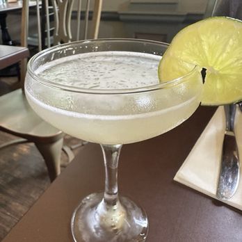 DoG Street Pub - Gimlet. Perfectly made. - British Near Me - Williamsburg, Virginia