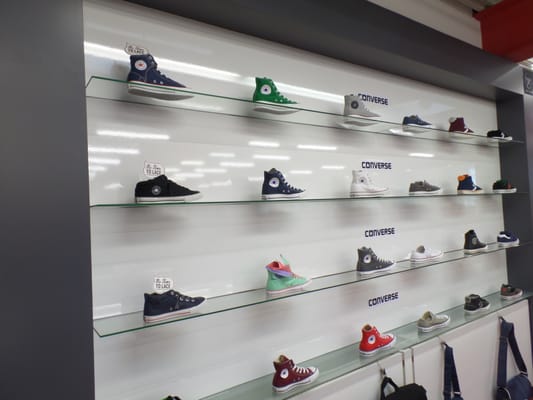 Tamaris eröffnet eigenen Store <br> in Bielefeld | schuhkurier Tamaris eröffnet eigenen Store <br> in Bielefeld | schuhkurier