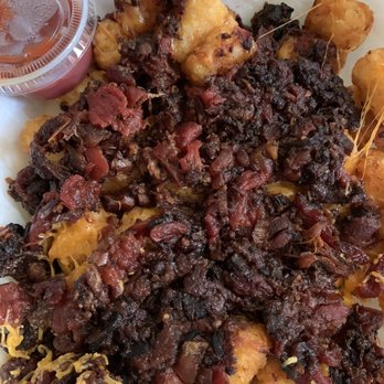 The Green Beetle - Bacon jam tator tots - American Near Me - Memphis, Tennessee The Green Beetle - Bacon jam tator tots - American Near Me - Memphis, Tennessee