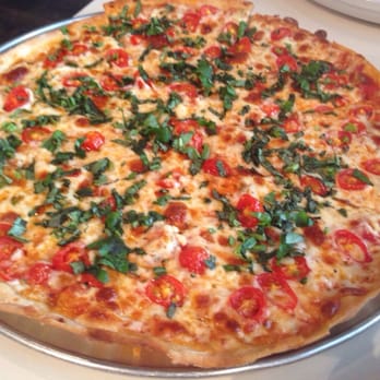 Ten Star - Fresh mozzarella, Cherry Tomatoes, Fresh Basil - Pizza Near Me - Ardmore, Oklahoma