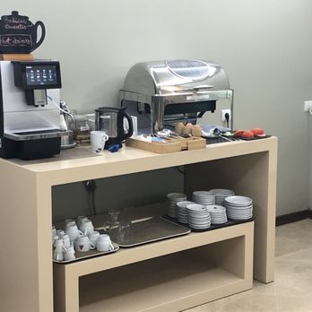 Hotel Torres Novas - Coffee and hot bar at breakfast - Hotels Near Me - Torres Novas, 14 Hotel Torres Novas - Coffee and hot bar at breakfast - Hotels Near Me - Torres Novas, 14