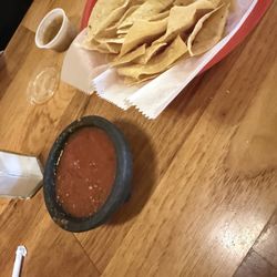 Taco and Tequila Mexican Restaurant - Sala and chips